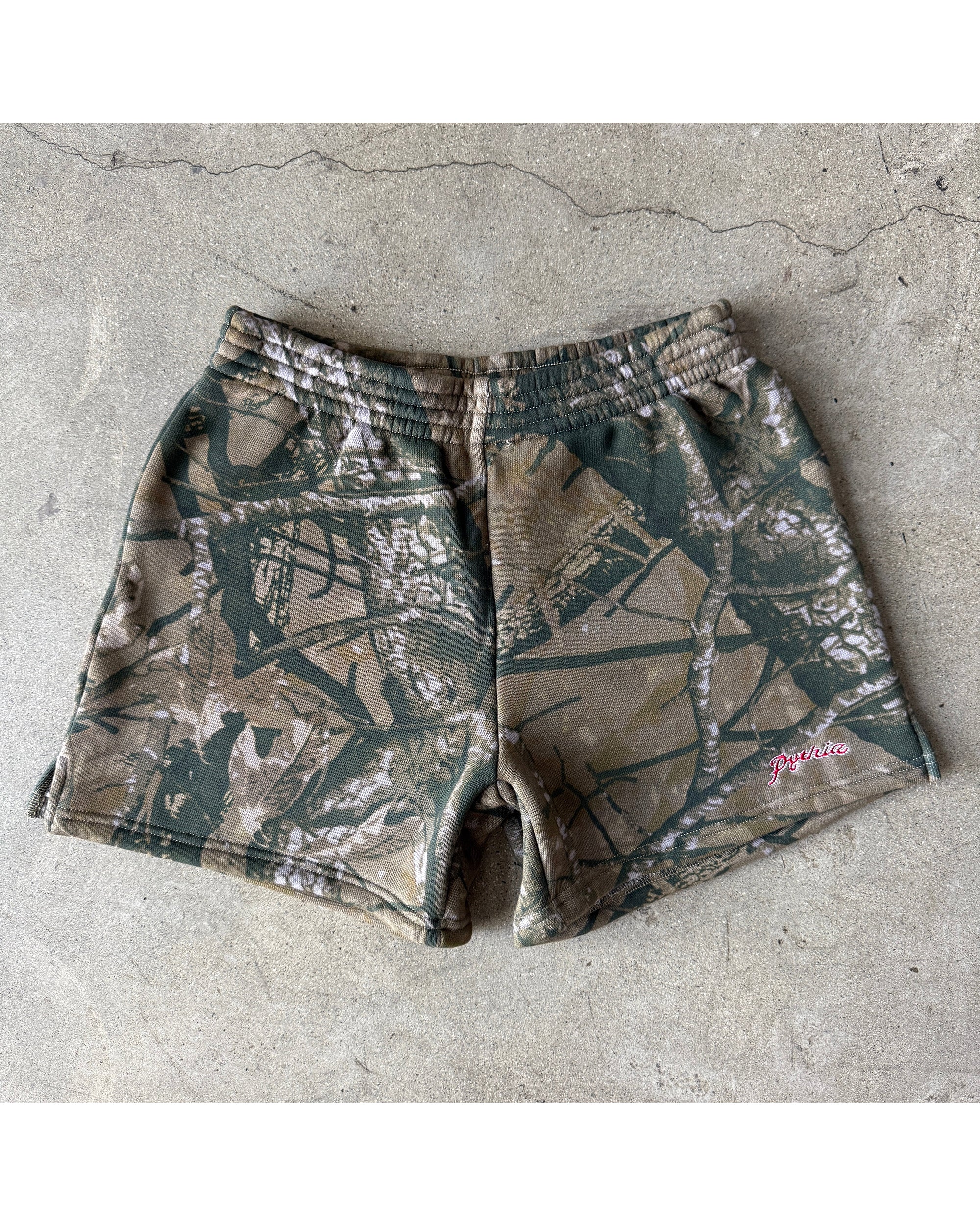WOMEN'S CAMO SHORTS - Image 2