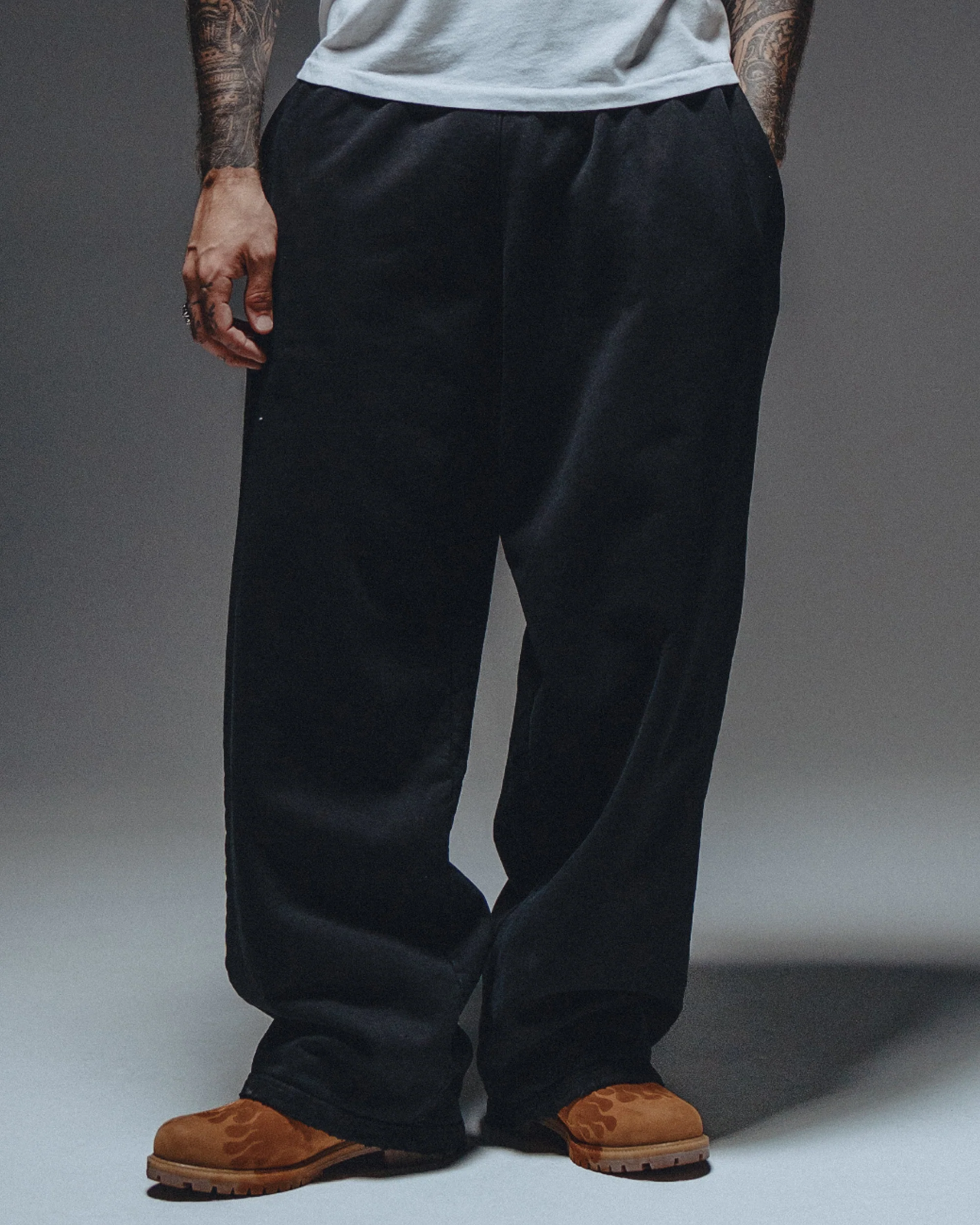 Wumbo Sweatpants - Black - Image 4